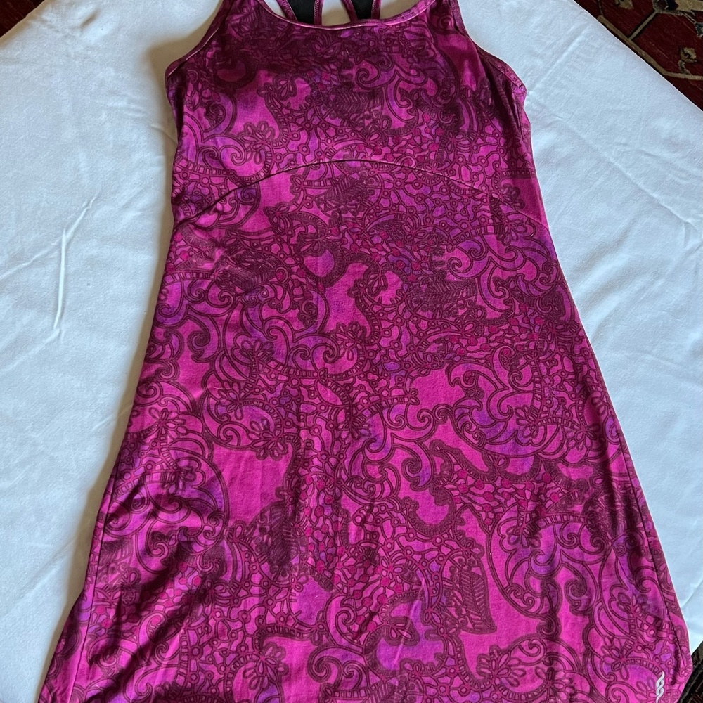 New Balance Dress, size Small, magenta with pattern